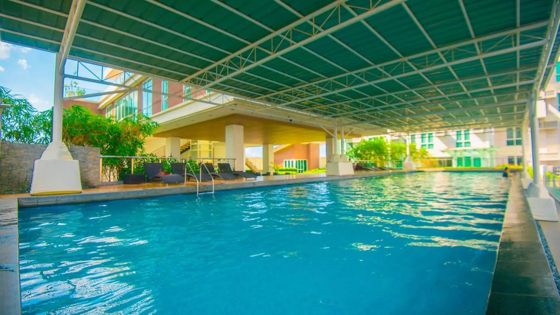 Walk To Abreeza Mall, 1 Bedroom, Balcony With View, Parking, Wifi, Netflix, Kitchen, Washer - T1-1007 Davao City