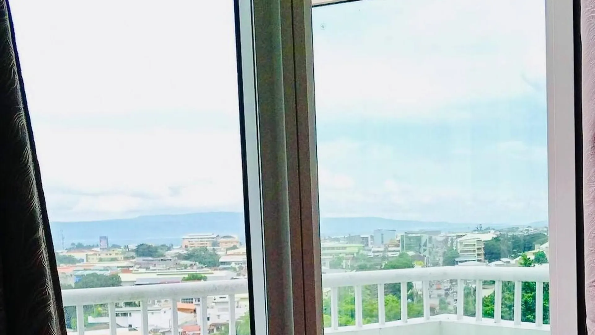 Walk To Abreeza Mall, 1 Bedroom, Balcony With View, Parking, Wifi, Netflix, Kitchen, Washer - T1-1007 Davao City Apartman