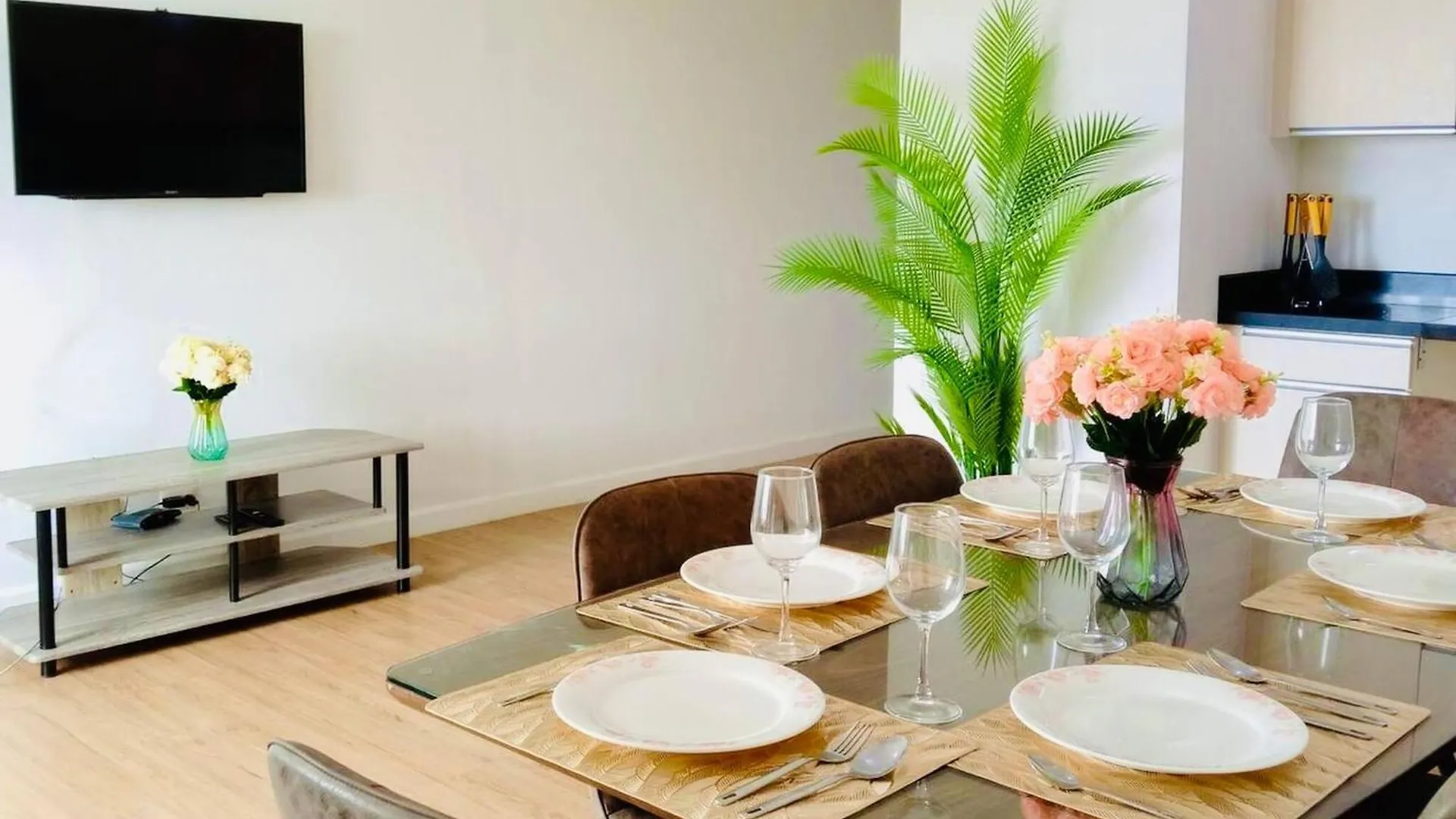Apartman Walk To Abreeza Mall, 1 Bedroom, Balcony With View, Parking, Wifi, Netflix, Kitchen, Washer - T1-1007 Davao City